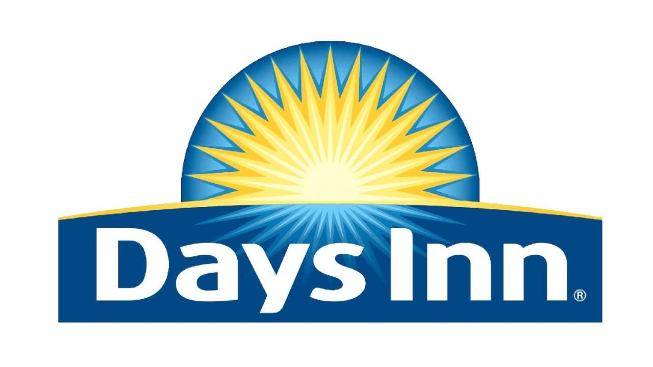 Days Inn By Wyndham Brooklyn Eastern Parkway New York Eksteriør bilde