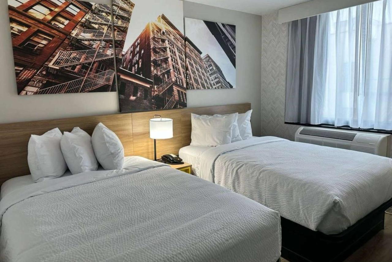 Days Inn By Wyndham Brooklyn Eastern Parkway New York Eksteriør bilde